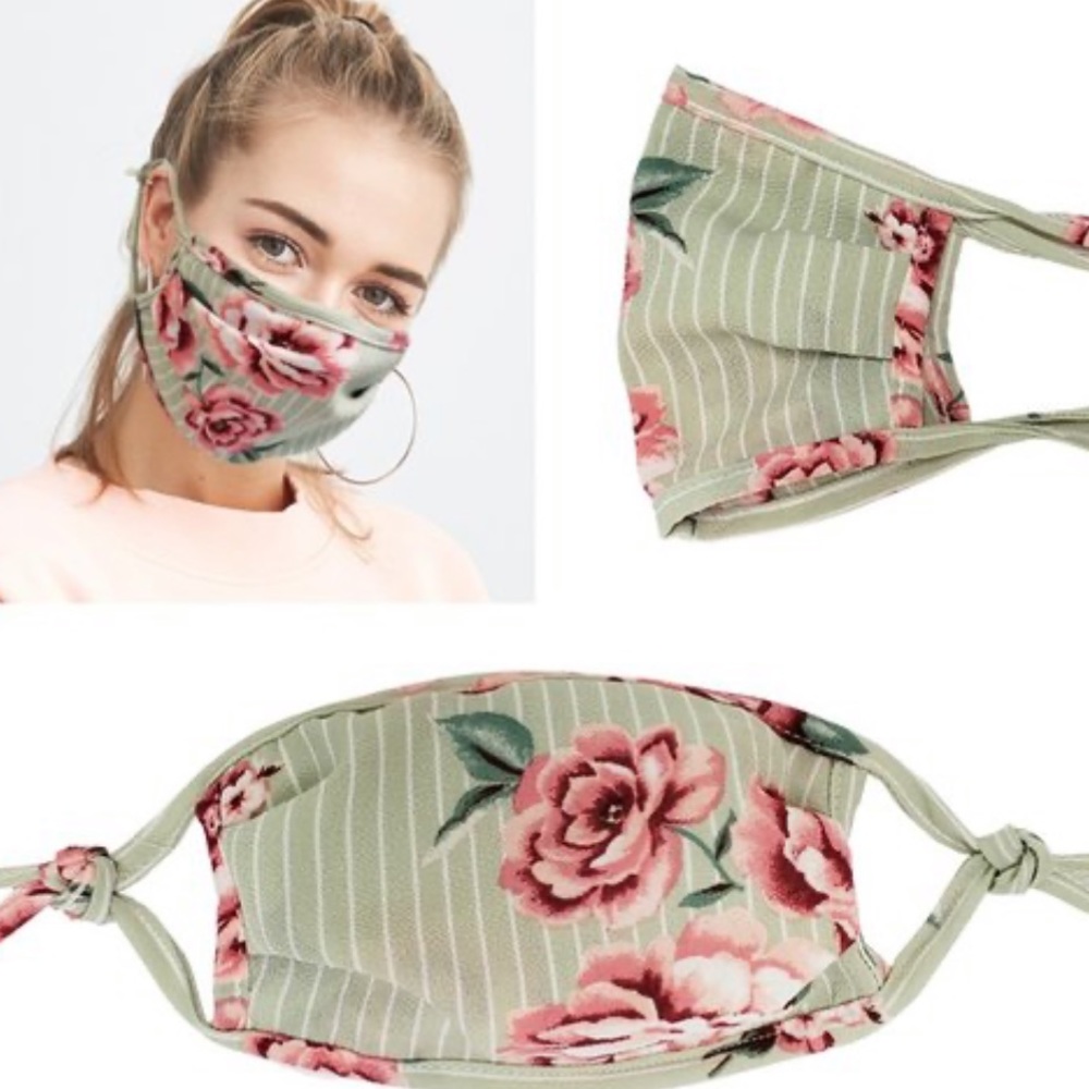 ‼️ Floral Face Mask Filter Pocket Filter Included - Picture 3 of 5